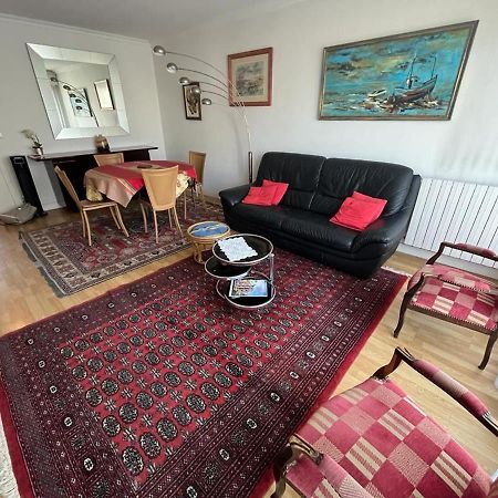 Appartement T4 Avec Parking, Balcon Et Proche Commerces A Biarritz - Fr-1-239-921 Exterior photo