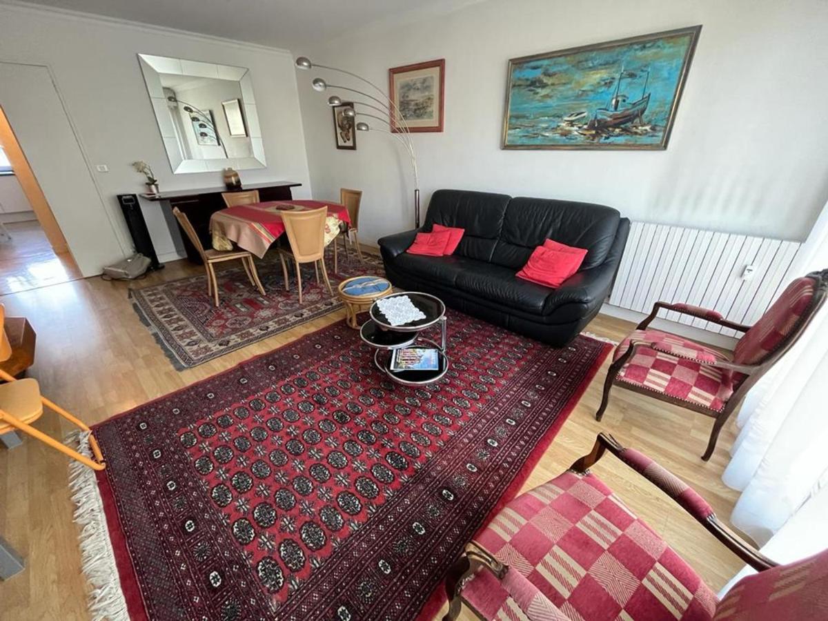 Appartement T4 Avec Parking, Balcon Et Proche Commerces A Biarritz - Fr-1-239-921 Exterior photo