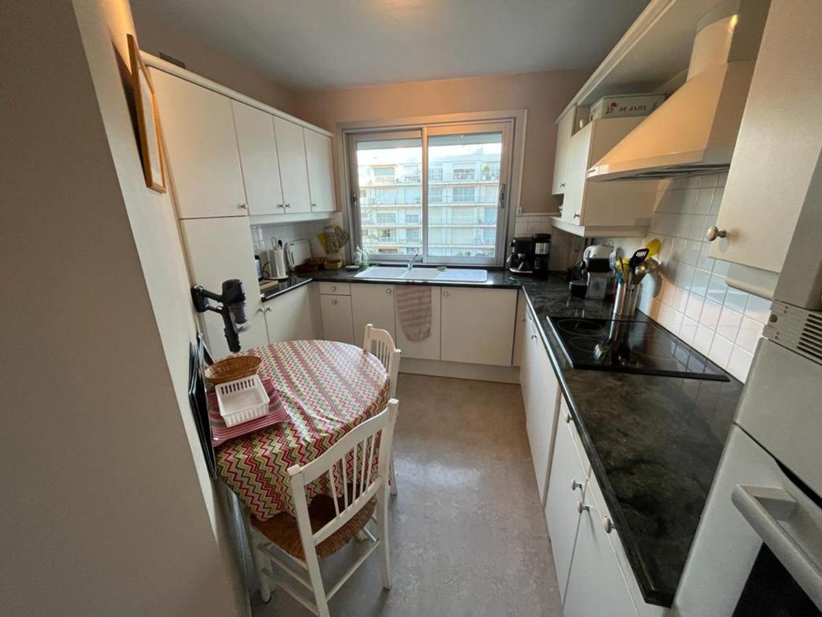Appartement T4 Avec Parking, Balcon Et Proche Commerces A Biarritz - Fr-1-239-921 Exterior photo