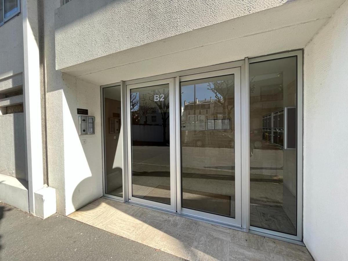 Appartement T4 Avec Parking, Balcon Et Proche Commerces A Biarritz - Fr-1-239-921 Exterior photo